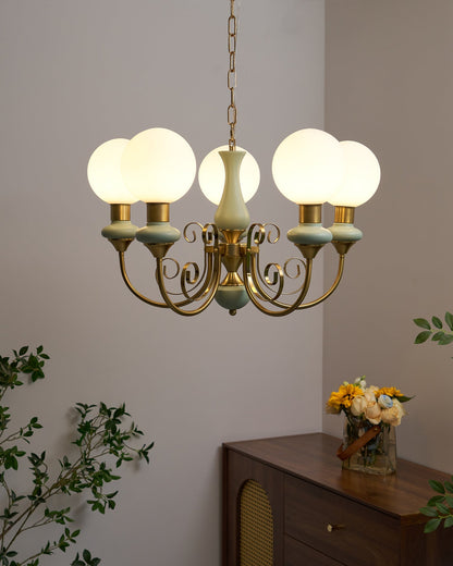 Kroonluchter met Groene Glazen Kappen en Gouden of Zwarte Afwerking – Luxe Hanglamp in 3, 5 of 8 Lichtpunten
