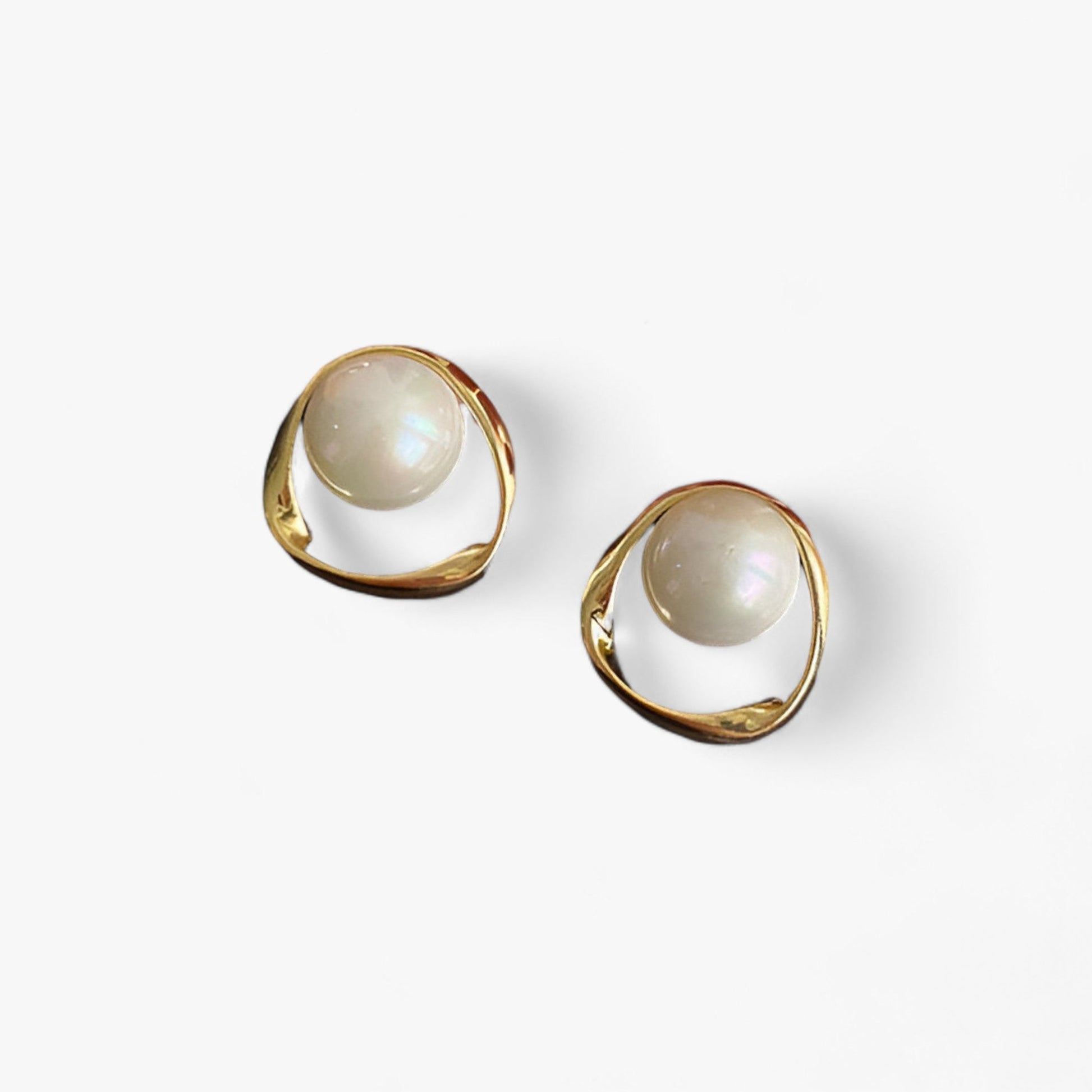Oriana | Gouden Oorbellen Dames - Imitatieparels met Luxe Afwerking 3