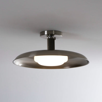 Plafondlamp met handgeblazen glazen kap en gestructureerde metalen rozet – warm sfeerlicht voor woonkamer, slaapkamer en entree