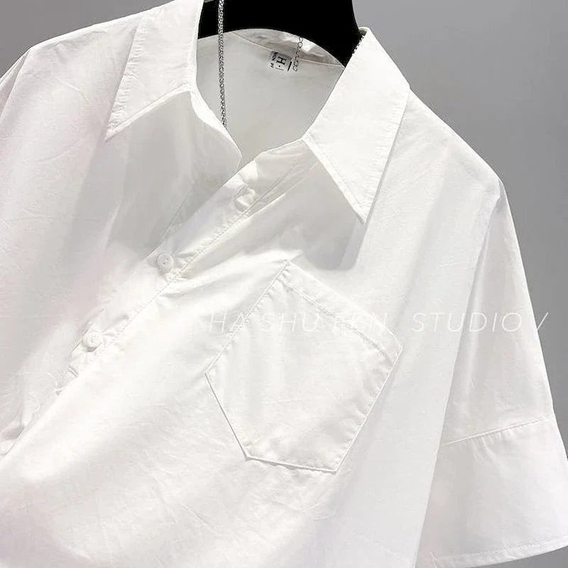 Vrouwelijke Zomerblouse met Kleurrijk Patchwork