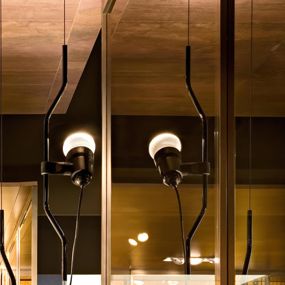 In Hoogte Verstelbare Hanglamp met Metalen Buiskap – Zwart/Wit/Rood