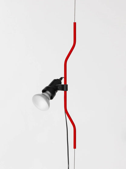 In Hoogte Verstelbare Hanglamp met Metalen Buiskap – Zwart/Wit/Rood