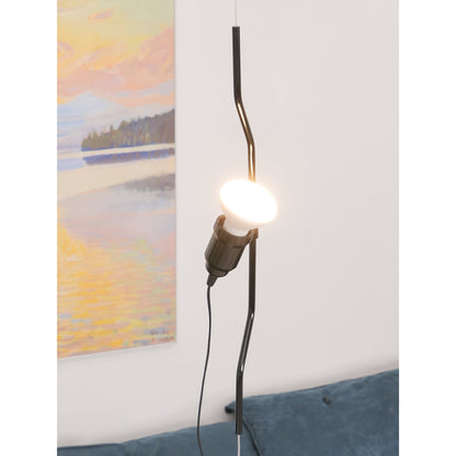 In Hoogte Verstelbare Hanglamp met Metalen Buiskap – Zwart/Wit/Rood