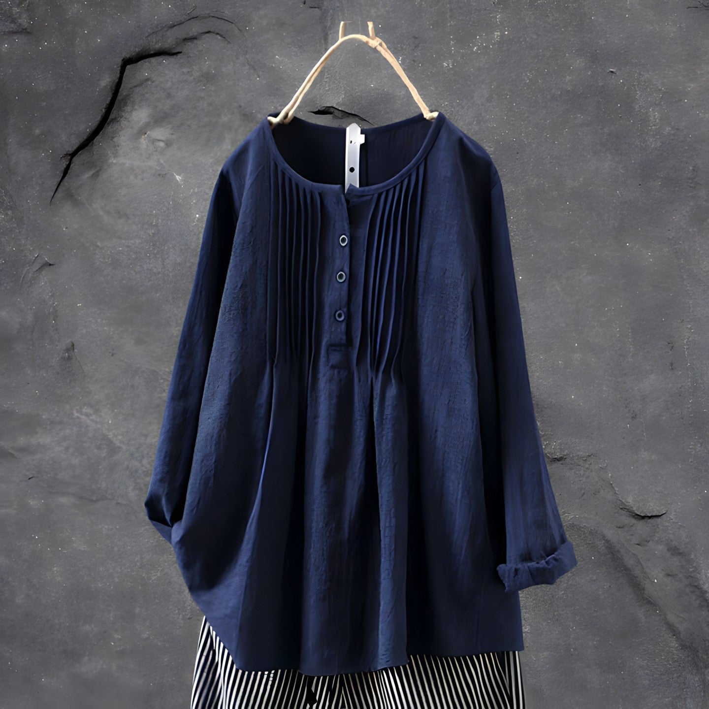 Vrouwelijke Blouse met Peplum en Knopen voor Dames - StudioMarella