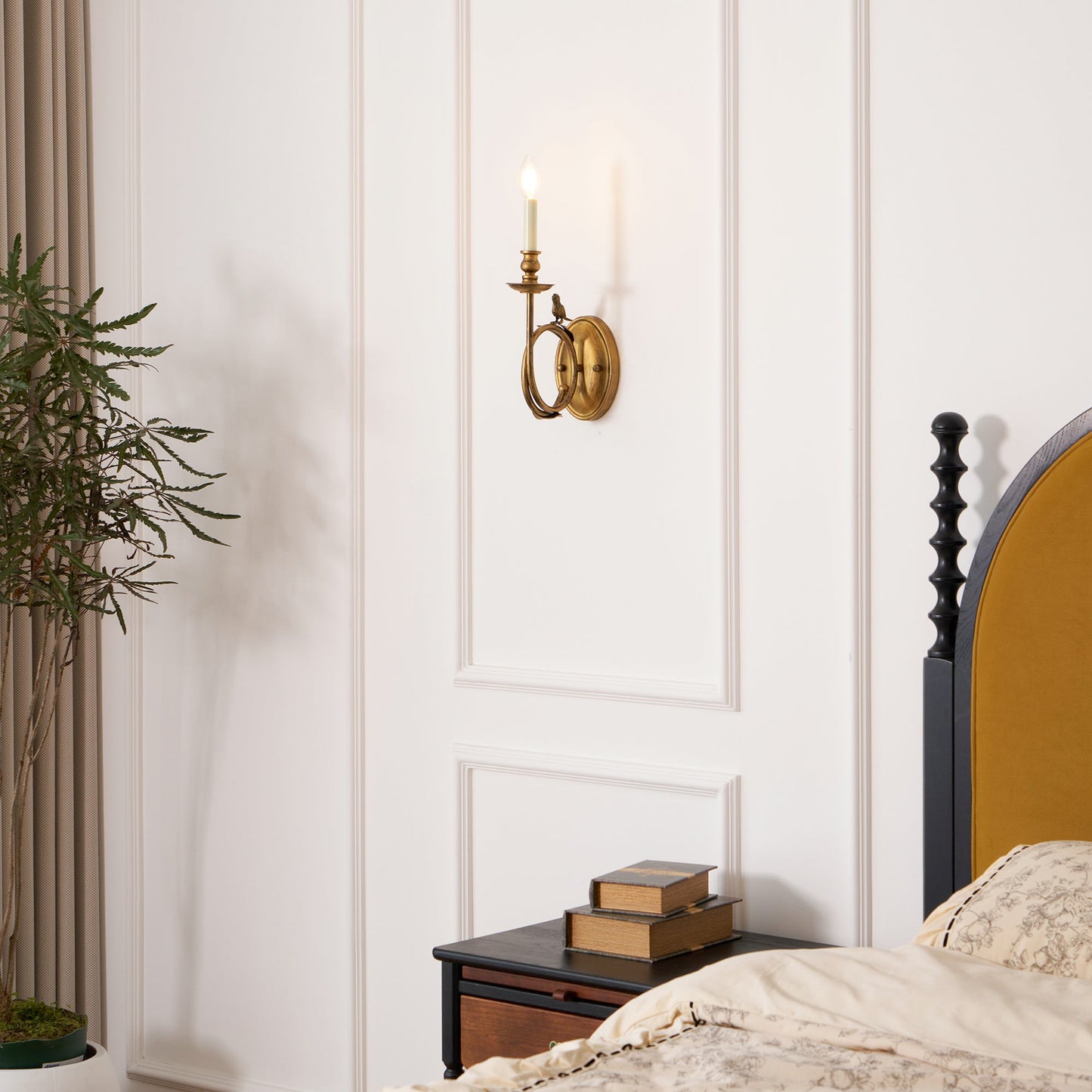 Vintage Wandlamp met Vogel op Tak in Antiek Messing – Klassieke Design Sconce met E14 Fitting voor Slaapkamer, Hal en Woonkamer