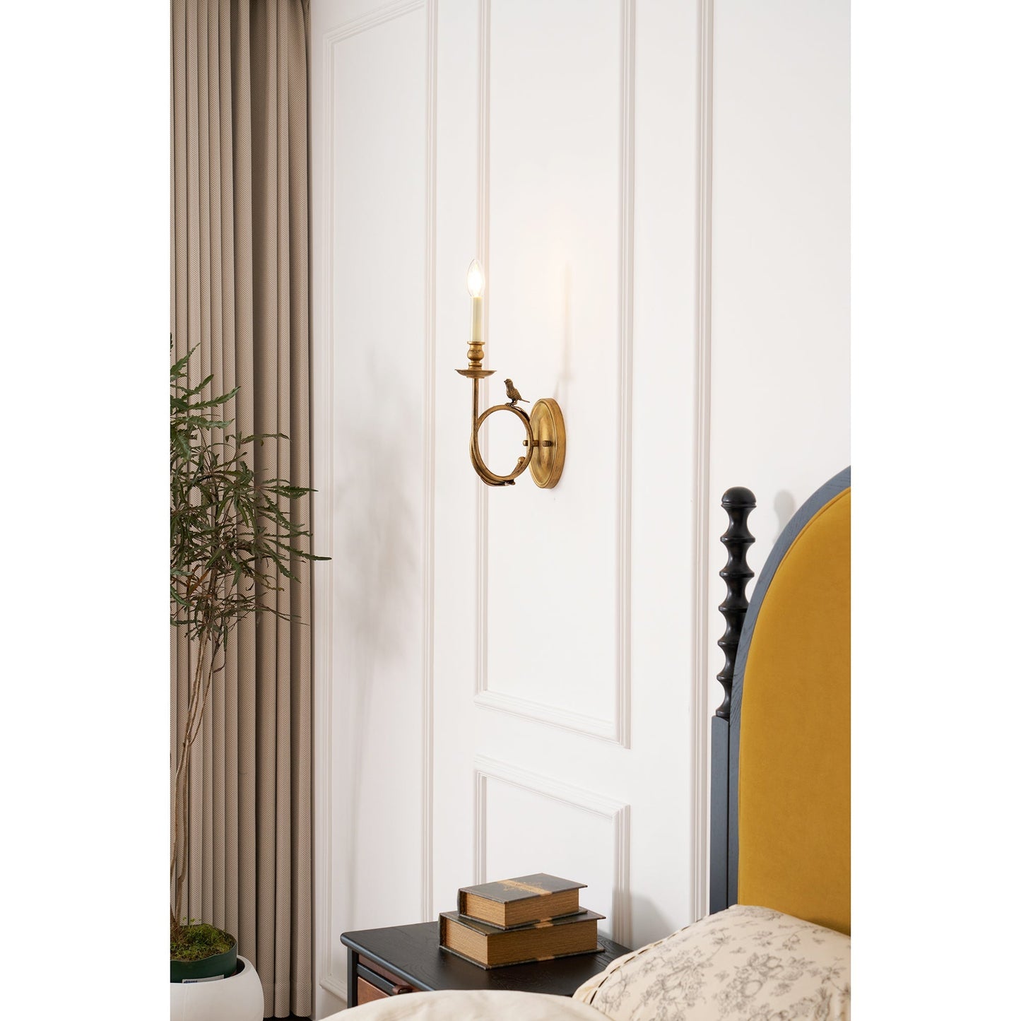 Vintage Wandlamp met Vogel op Tak in Antiek Messing – Klassieke Design Sconce met E14 Fitting voor Slaapkamer, Hal en Woonkamer