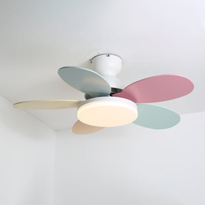 Liora Plafondventilator met Verlichting en Gekleurde Glazen Bladeren voor Kinderkamer – Moderne Ceiling Fan met LED en Afstandsbediening – Verstelbare Snelheid Plafondventilator met Licht in Meerdere Kleurvarianten