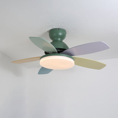 Liora Plafondventilator met Verlichting en Gekleurde Glazen Bladeren voor Kinderkamer – Moderne Ceiling Fan met LED en Afstandsbediening – Verstelbare Snelheid Plafondventilator met Licht in Meerdere Kleurvarianten