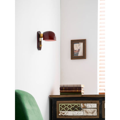 Vintage Wandlamp met Rode Glazen Kap — Sfeervolle Retro Verlichting voor Woonkamer & Eetkamer