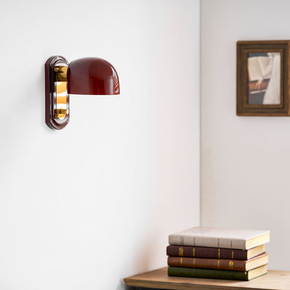 Vintage Wandlamp met Rode Glazen Kap — Sfeervolle Retro Verlichting voor Woonkamer & Eetkamer