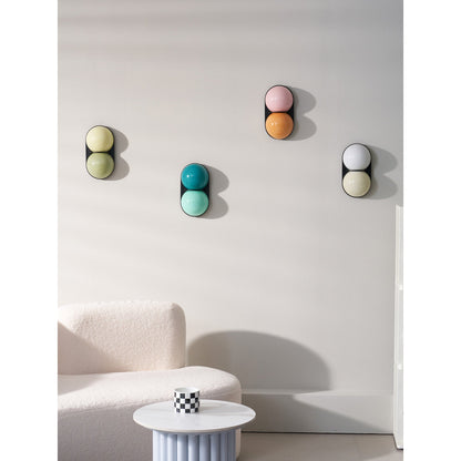 Moderne Dubbele Glazen Wandlamp – Speelse Verlichting met Gekleurde Glazen voor Slaapkamer & Kinderkamer