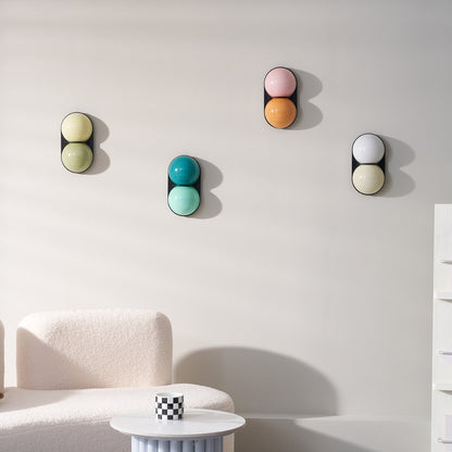 Moderne Dubbele Glazen Wandlamp – Speelse Verlichting met Gekleurde Glazen voor Slaapkamer & Kinderkamer