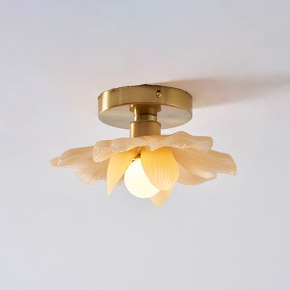 Plafondlamp met Bloesemontwerp in Hars en Messing – Elegante Verlichting voor Slaapkamer en Gang