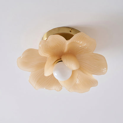Plafondlamp met Bloesemontwerp in Hars en Messing – Elegante Verlichting voor Slaapkamer en Gang