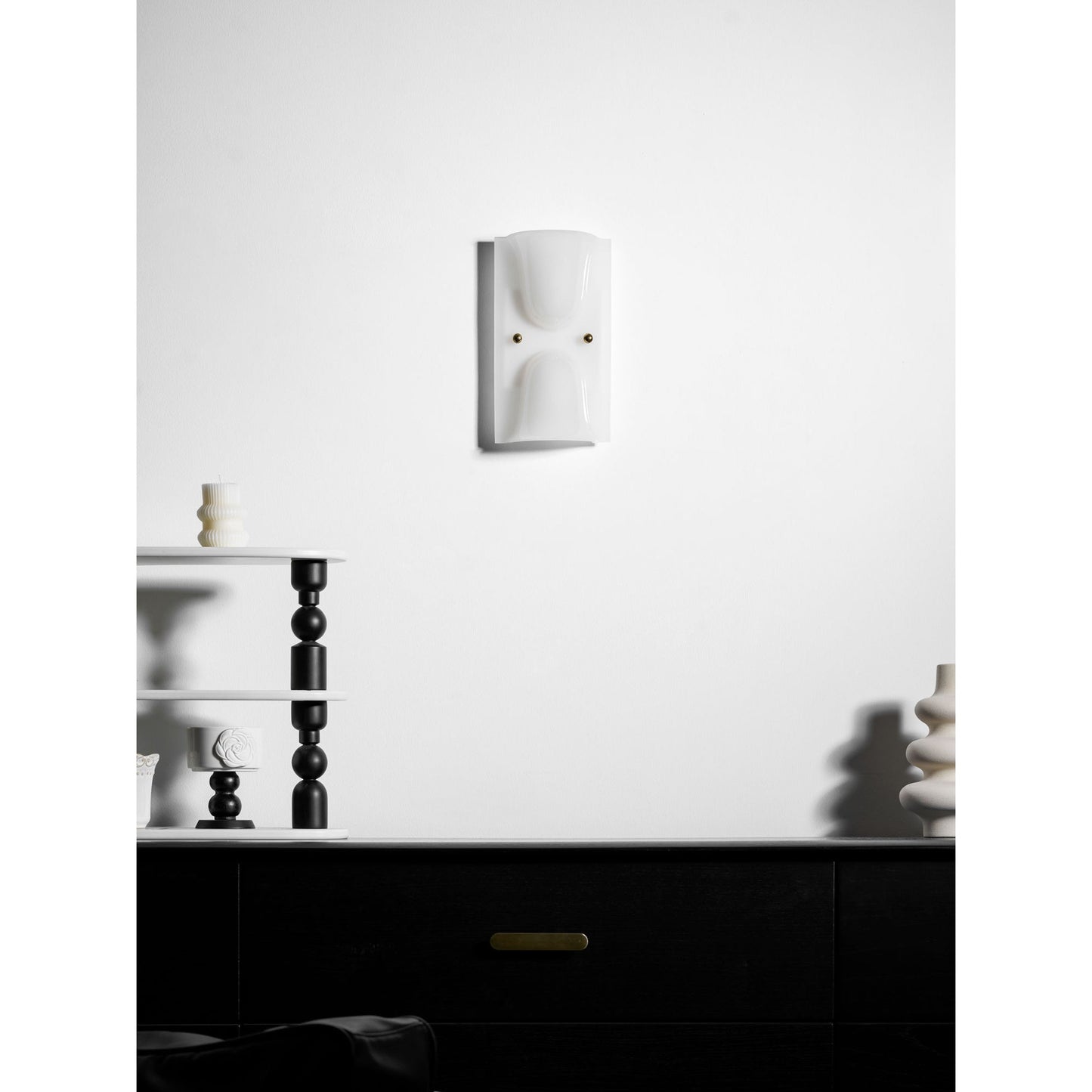 Mollo Wandlamp — Organische Hars & IJzer Wandverlichting