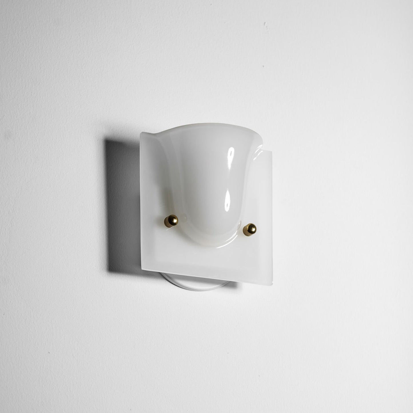 Mollo Wandlamp — Organische Hars & IJzer Wandverlichting