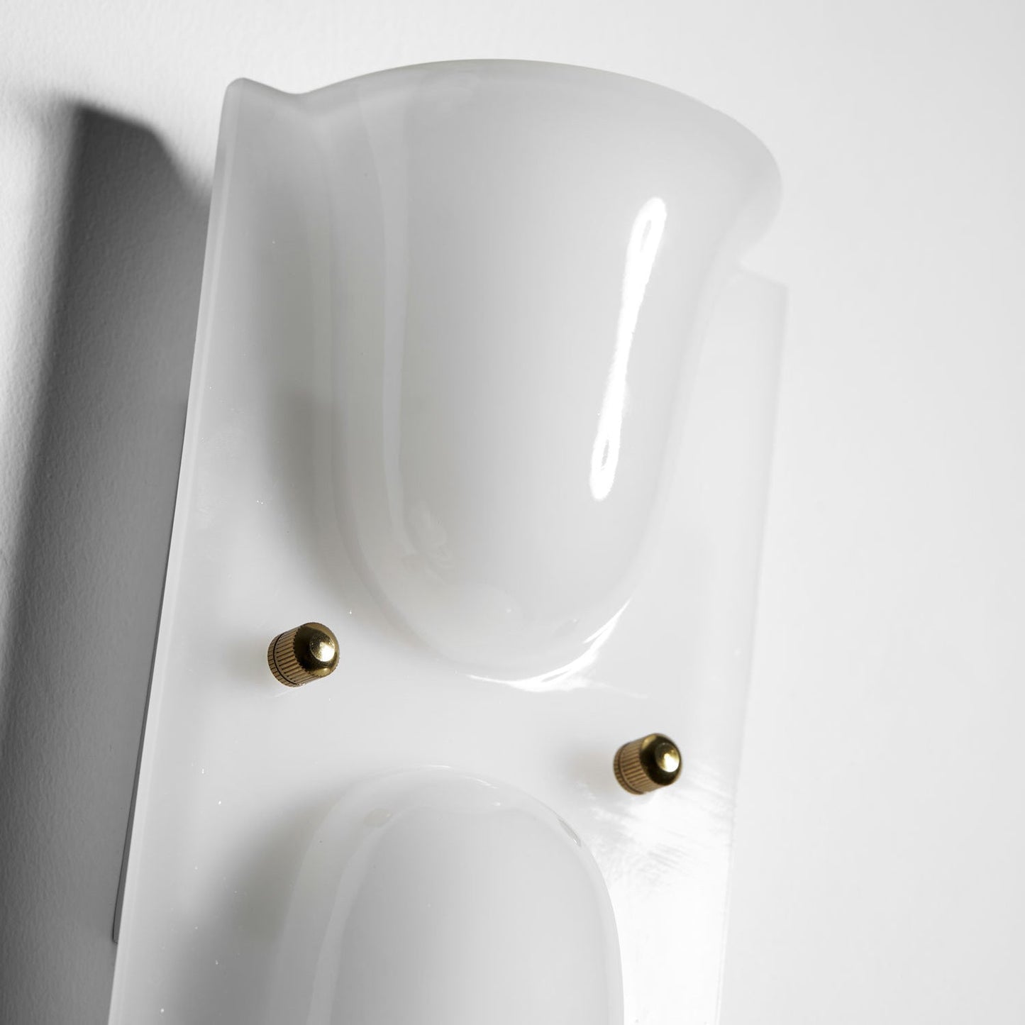 Mollo Wandlamp — Organische Hars & IJzer Wandverlichting