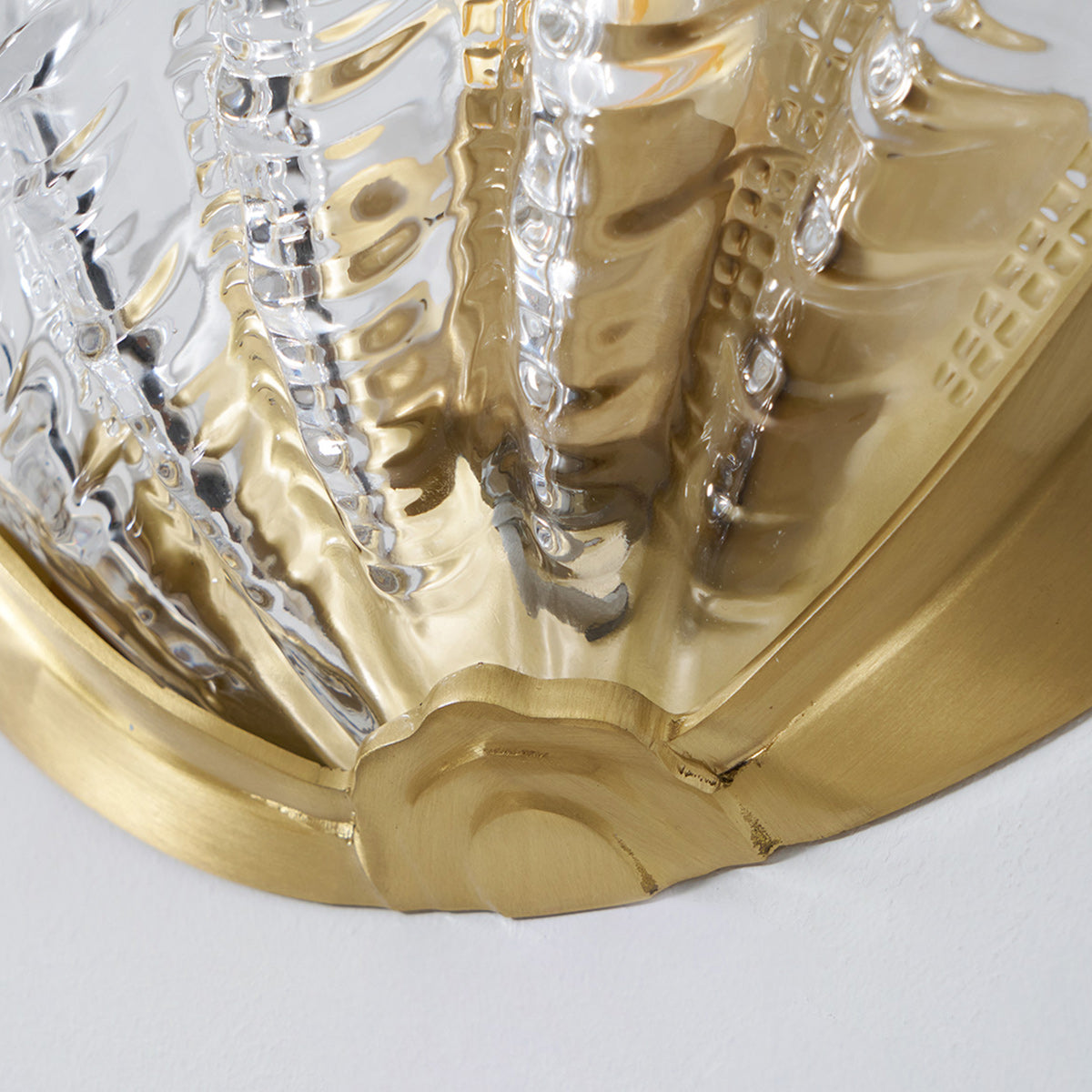 Glazen Wandlamp Schelp Design Messing & Glas Luxe Afwerking voor Gang en Slaapkamer