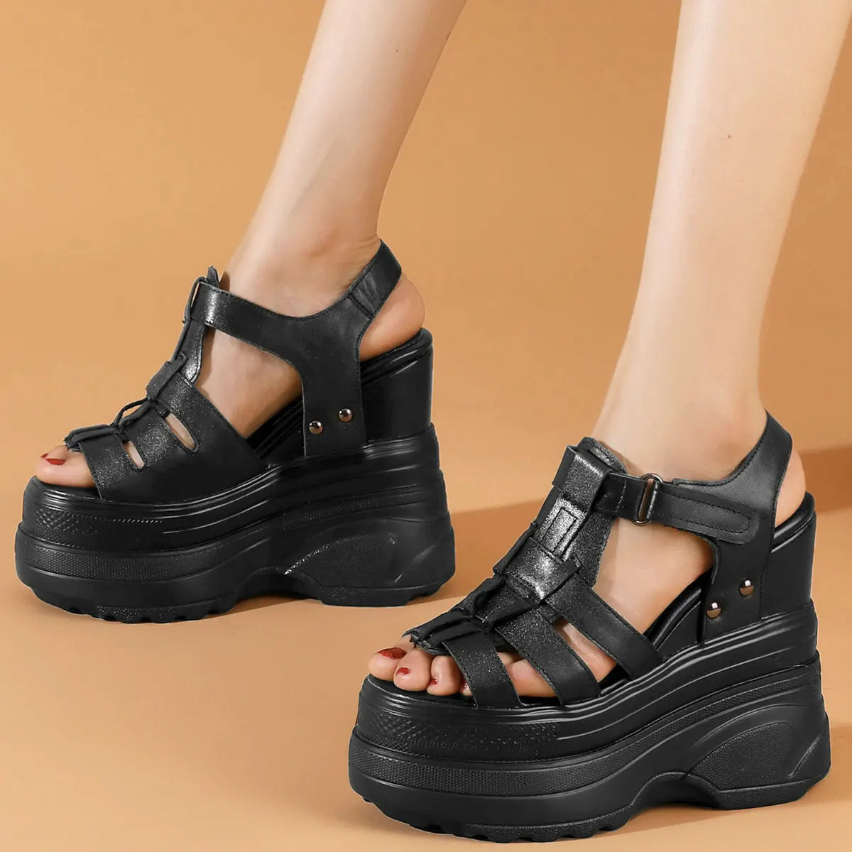 Vrouwelijke Platform Schoenen met Hoge Hak - StudioMarella
