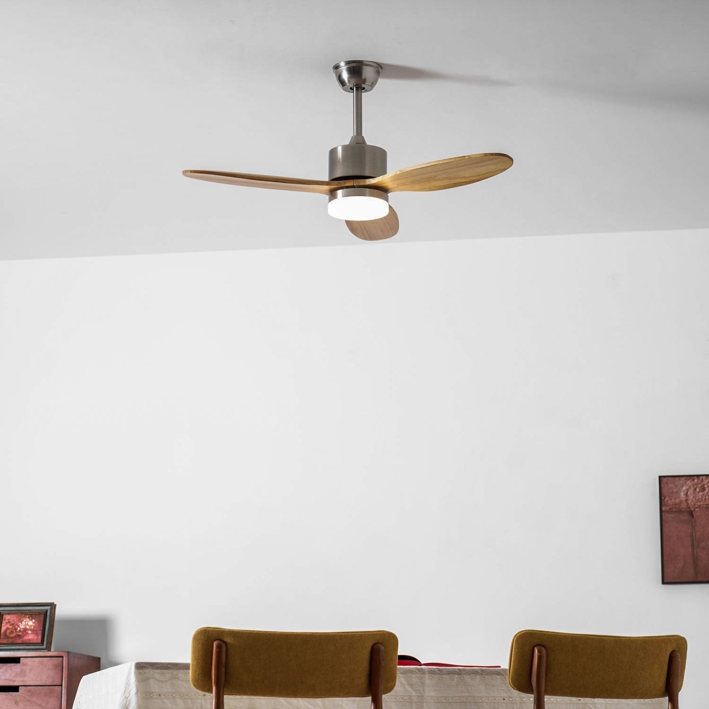 Plafondventilator met Geïntegreerde LED-verlichting – Dimmeerbaar & Verstelbaar – Stil & Energiebesparend