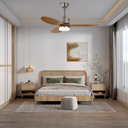 Elara Plafondventilator met Verlichting — Minimalistisch Design met Houten Bladen voor Optimale Luchtstroom