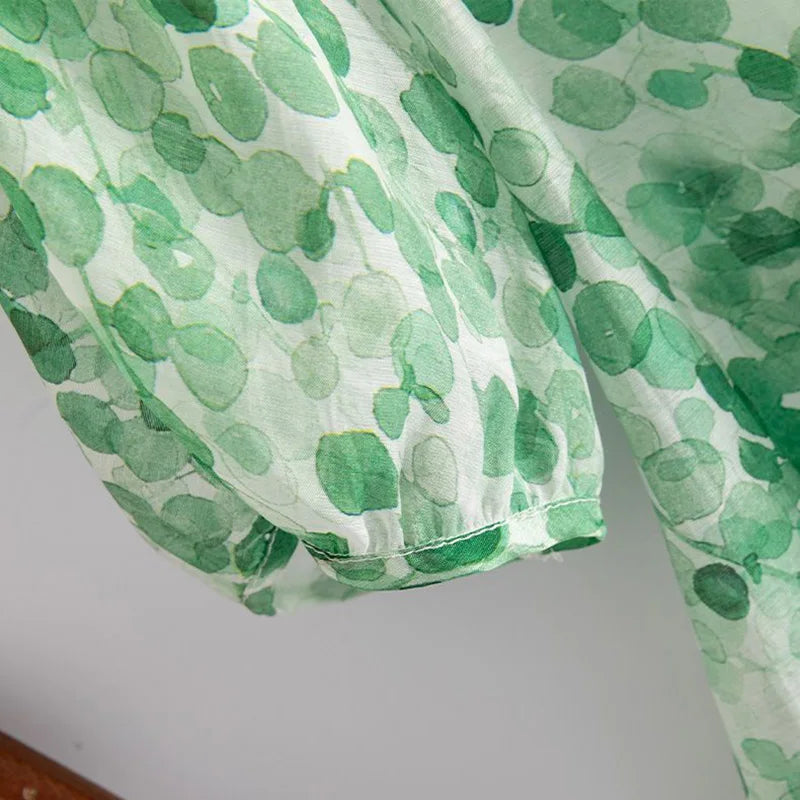 Vrouwelijke Blouse met Polka Dots van Chiffon