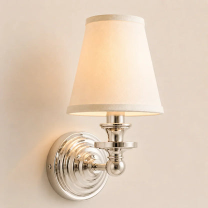 Vintage Wandlamp met Linnen Kap en Messing Armatuur – Retro Design voor Slaapkamer en Woonkamer