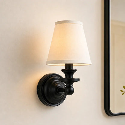 Vintage Wandlamp met Linnen Kap en Messing Armatuur – Retro Design voor Slaapkamer en Woonkamer