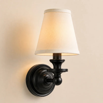 Vintage Wandlamp met Linnen Kap en Messing Armatuur – Retro Design voor Slaapkamer en Woonkamer