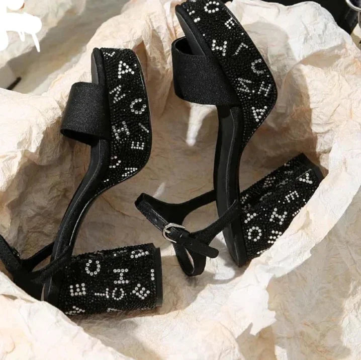 Zomerse Hooggehakte Sandalen Glimmend Zwart Glanzend