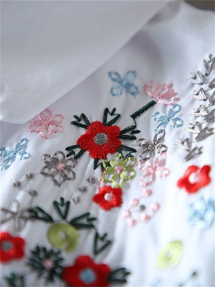 Katoenen Blouse met Bloemen Geborduurd voor Vrouw
