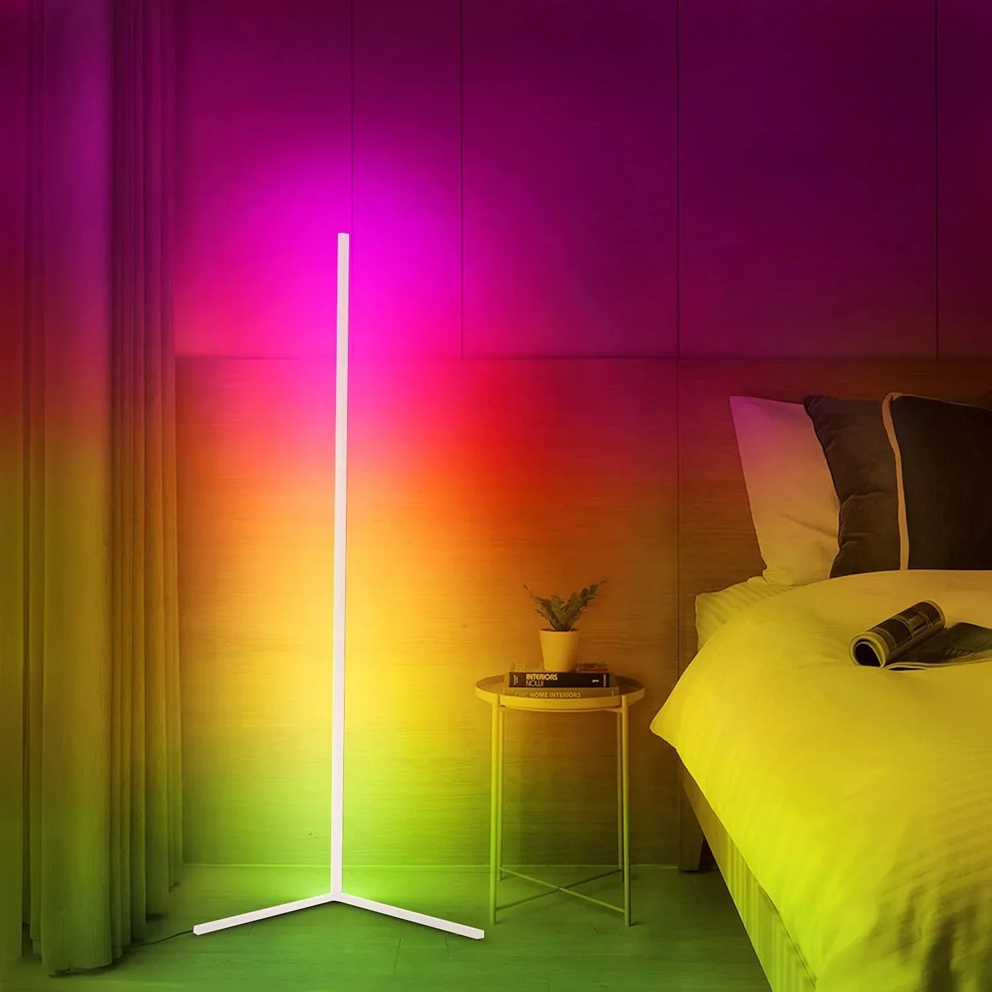 Moderne Hoek Vloerlamp Met Geïntegreerde LED Verlichting En Slim Ruimtebesparend Design