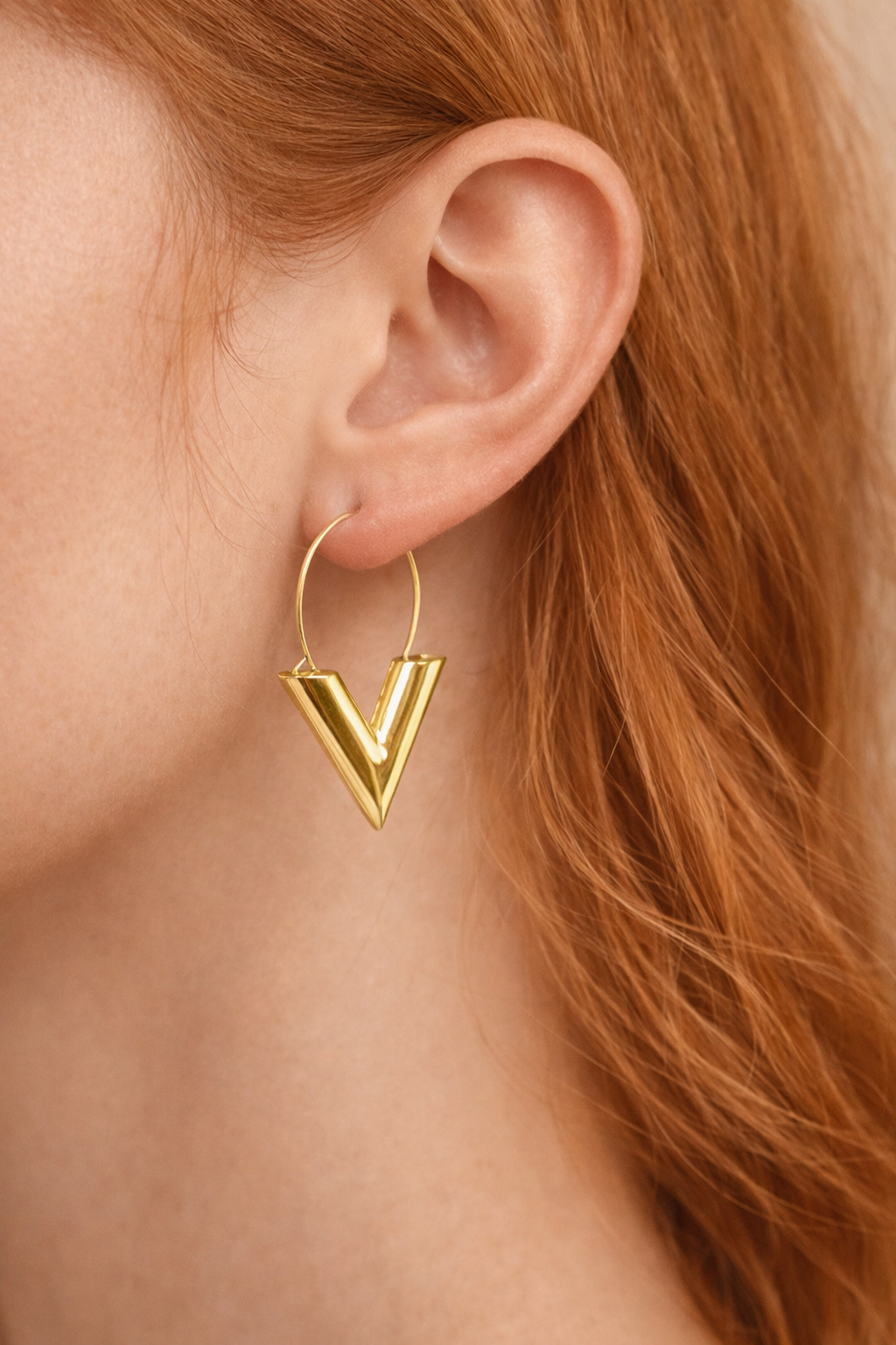 Dames Oorbellen Zilver Modern V-Vorm - StudioMarella