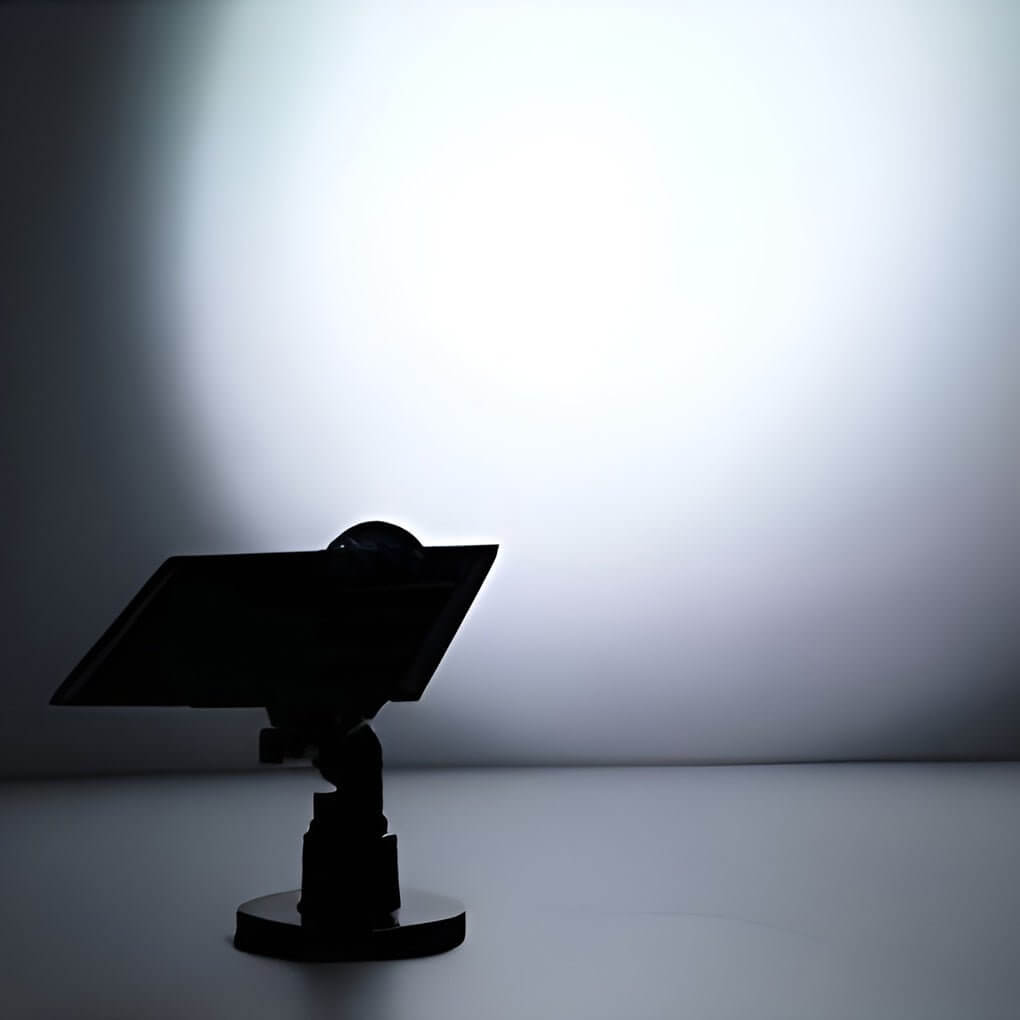 Solar Tuinspot LED RGB Buitenlamp IP65 Verstelbare Kop Aluminium Gazonverlichting