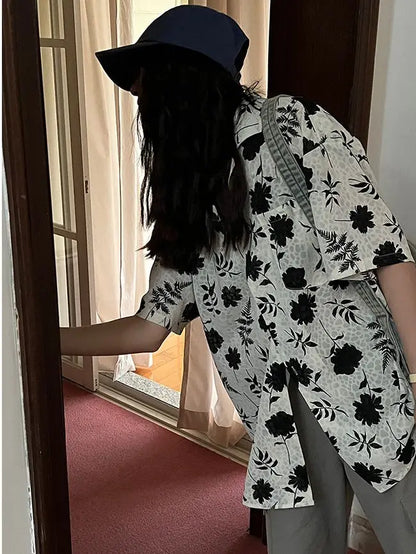 Vrouwelijke Zomer Blouse met Bloemenprint