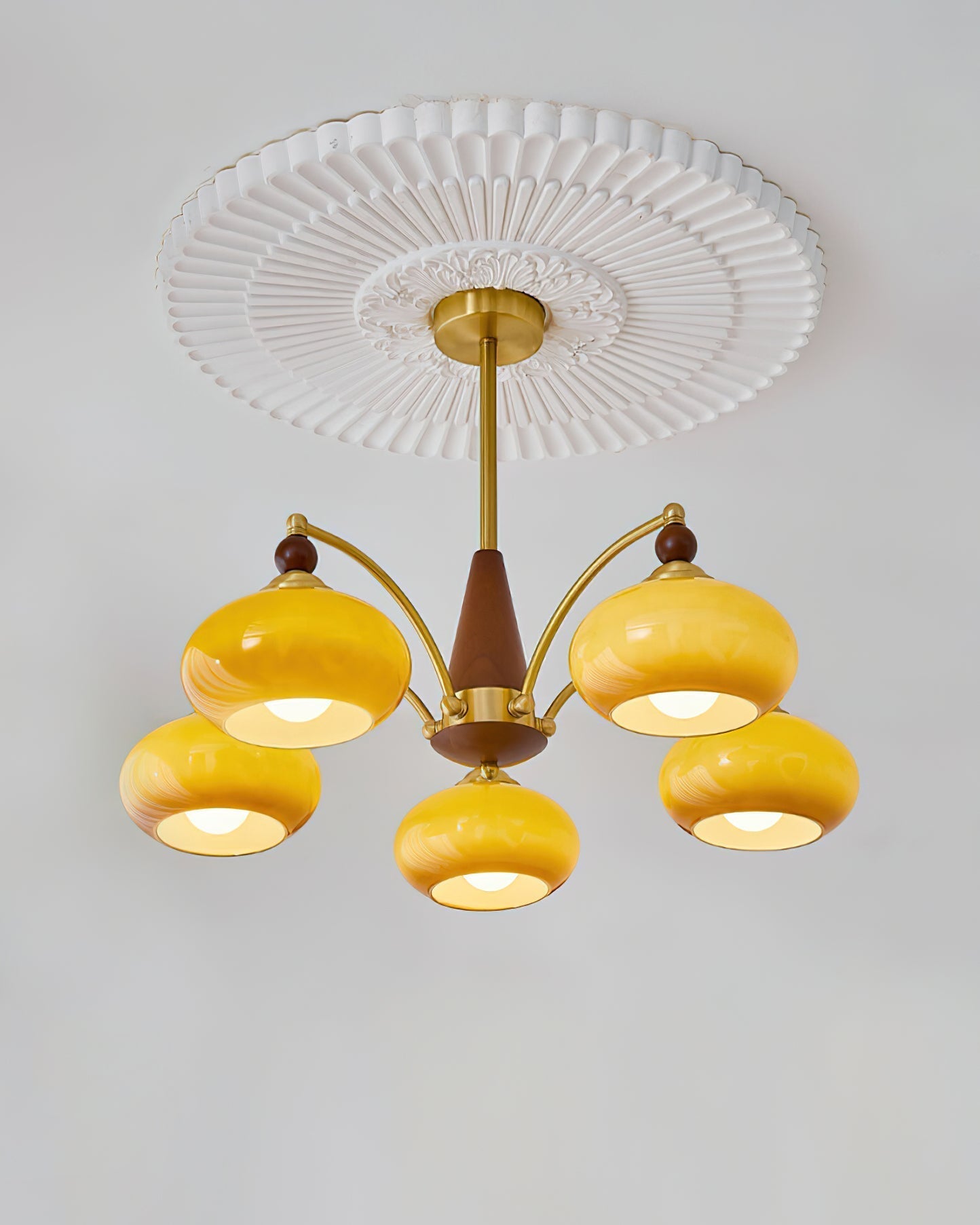 Retro Calliope Kroonluchter – Metalen Hanglamp met Glazen Kappen – 3, 5 of 8 Lichtpunten – Klassiek Vintage Design voor Eetkamer en Woonkamer