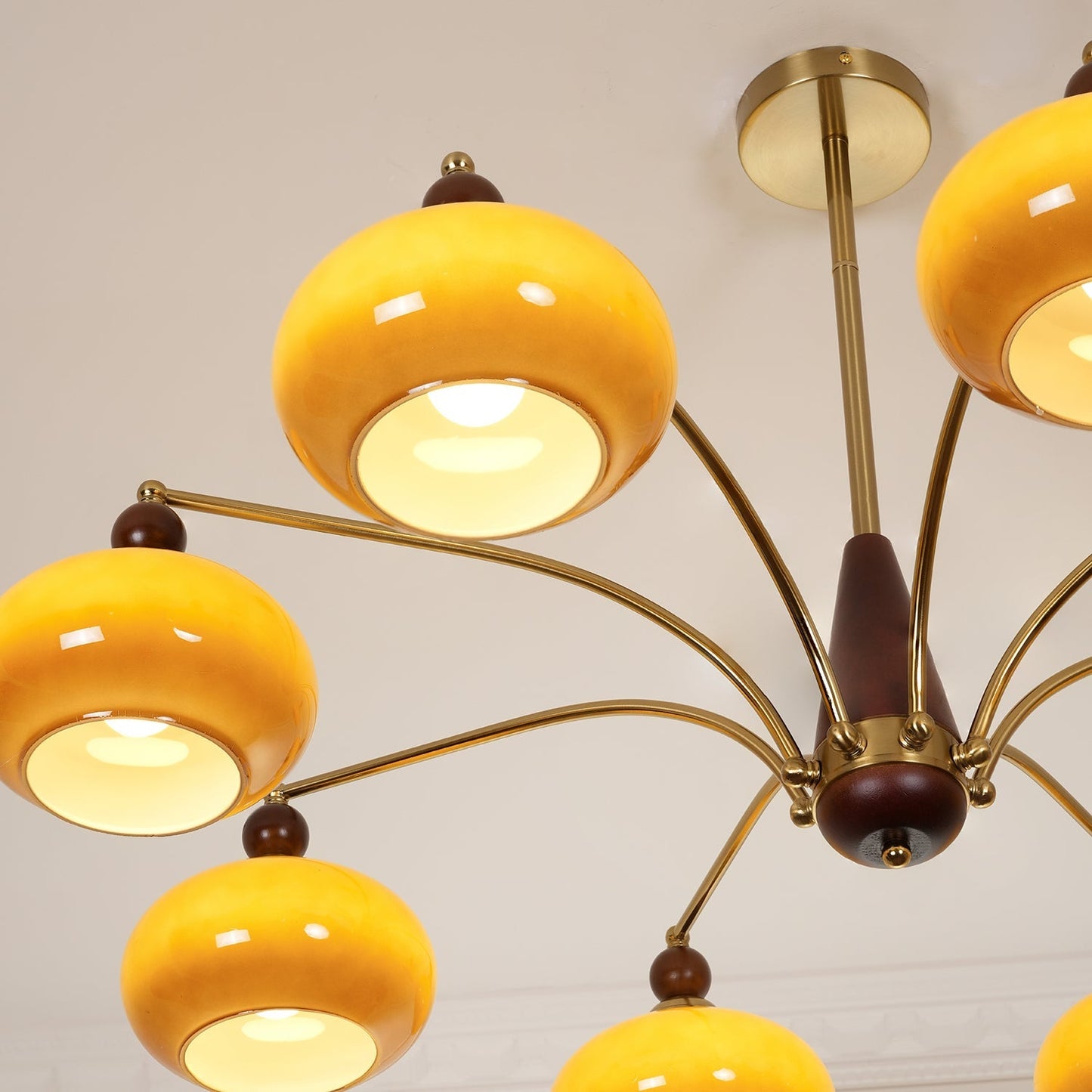 Retro Calliope Kroonluchter – Metalen Hanglamp met Glazen Kappen – 3, 5 of 8 Lichtpunten – Klassiek Vintage Design voor Eetkamer en Woonkamer