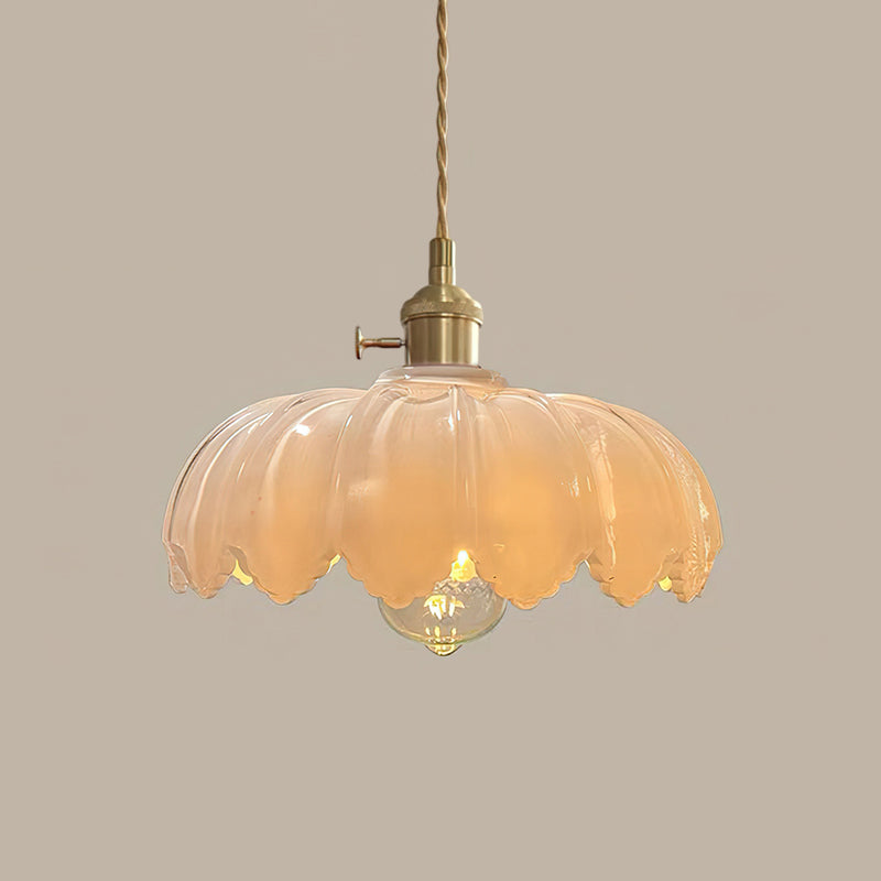 Retro Hanglamp met Bloembladkap en Messing Armatuur – Vintage Elegantie in Zes Glaskleuren – Enkele of Drievoudige Lichtpunten