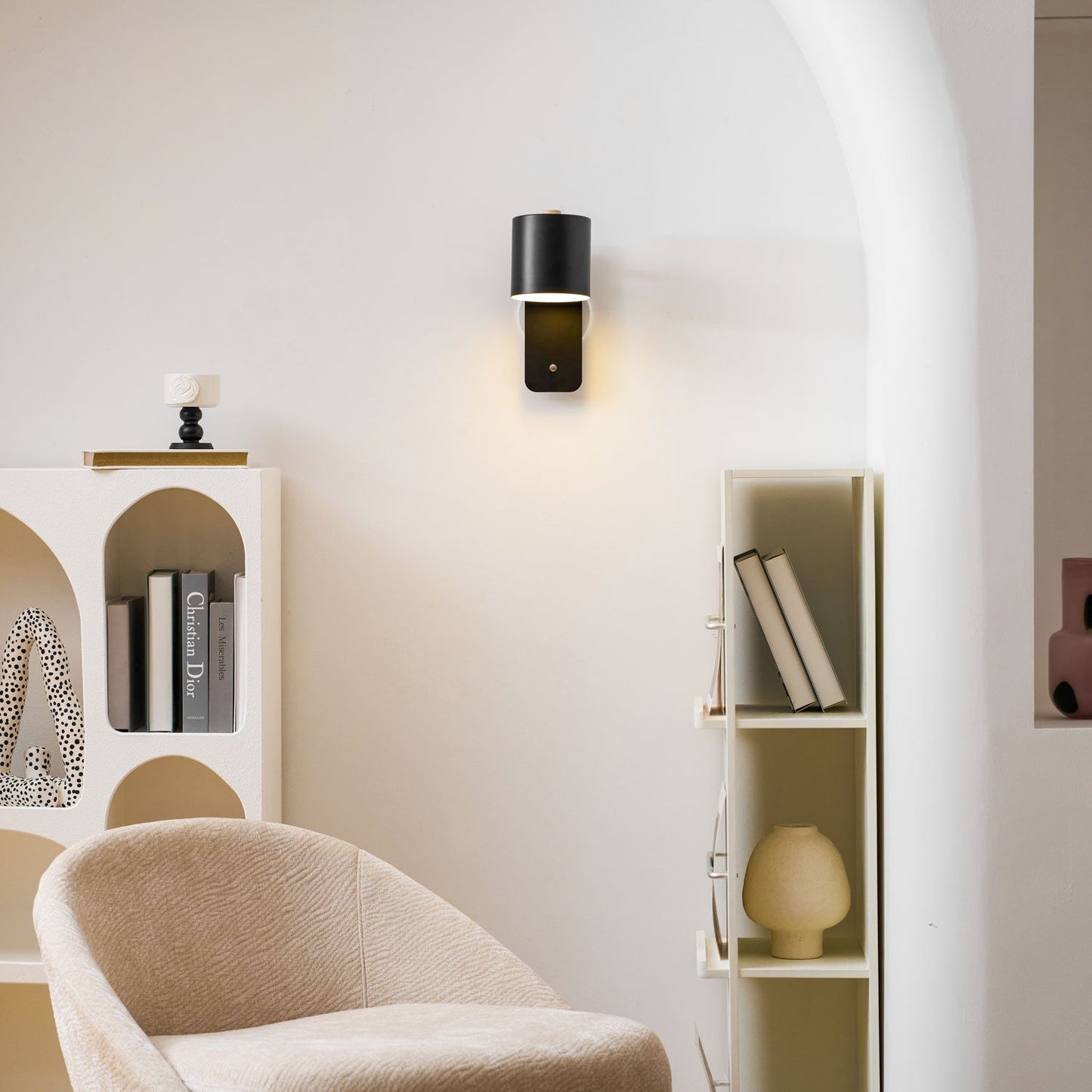 Draaibare Wandlamp Oplaadbaar USB-C 350° Rotatie Dimbaar Touch 4 Kleuren