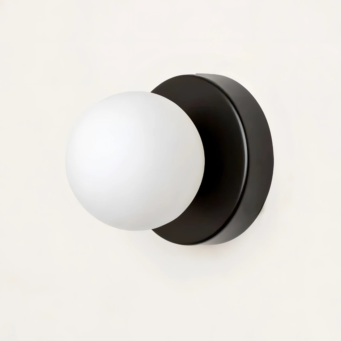 Scandinavische Wandlamp met Glazen Kap – Minimalistische Verlichting voor Woonkamer, Slaapkamer & Gang