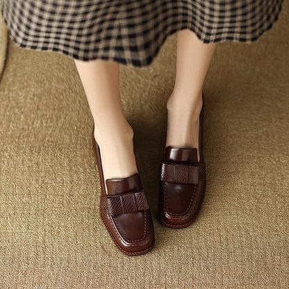 Dames Loafers Met Knoopdetail