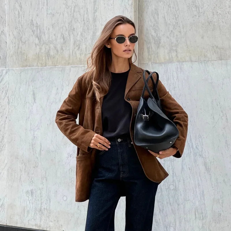 Bruine Suède Herenjasje Elegant Luxury Stijl - StudioMarella