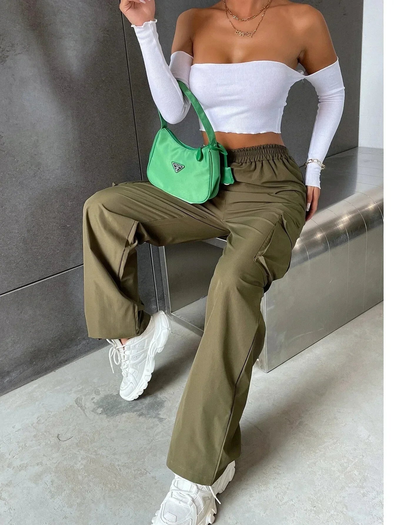 Dames Cargo Broek Oversized Legergroen