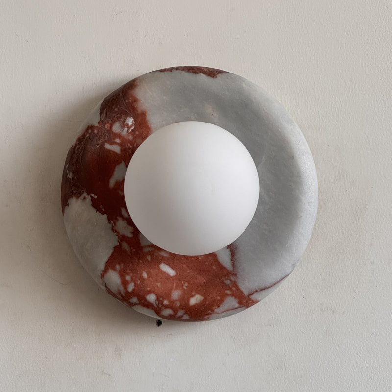 Ronde Design Wandlamp Met Marmeren Achterplaat En Glazen Bol Voor Hal En Slaapkamer