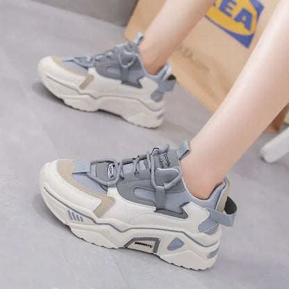 Hoge Wedgesneakers Luxe Herfststijl
