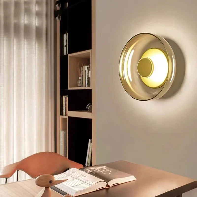 Moderne Glazen LED Wandlamp – Stijlvolle Wandverlichting in Smoke Gray of Champagne Gold – Ideaal voor Slaapkamer, Woonkamer & Hal