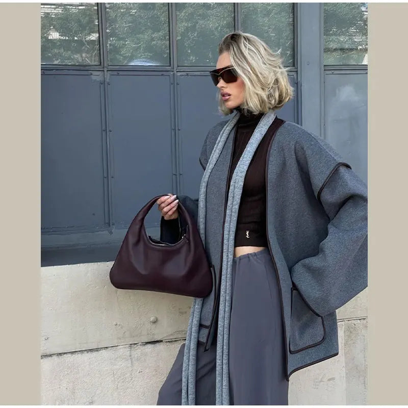 Aria | Moderne V-hals Wol Coat