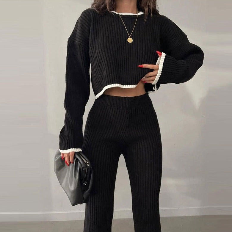 Vrouwelijke Tweedelige Set jurk en broek
