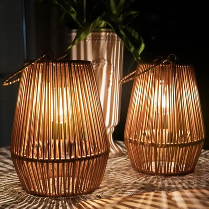 Rotan Solar Lantaarn met LED Verlichting voor Tuin en Terras - Waterdicht IP65 met Automatische Schemersensor
