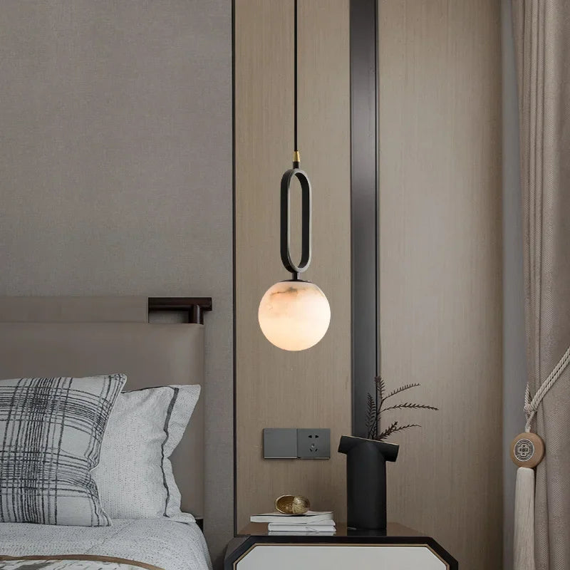Natuurstenen Marmeren Hanglamp – Luxe Scandinavische Verlichting met Koperen Details